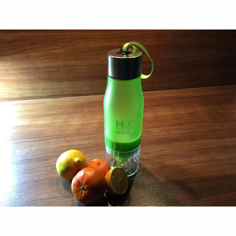 trinkflasche-gruen-650ml-frucht-infusion-zitruspresse-isotonisch-tritan-bpa-frei-detail7.jpg